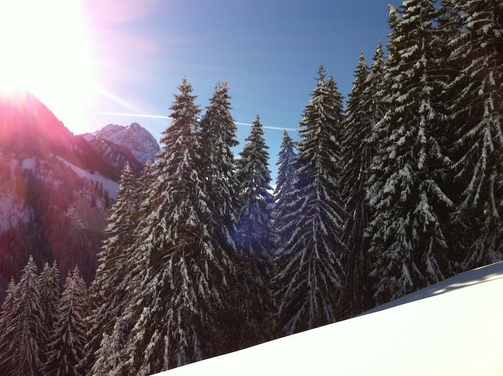 Apart Bellevue Pettneu am Arlberg Exterior photo